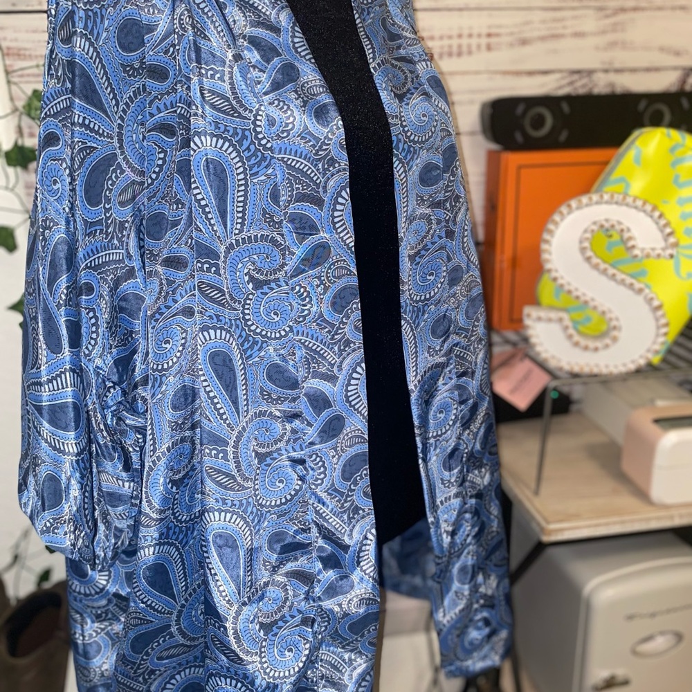 Cienna Blue Paisley kimono